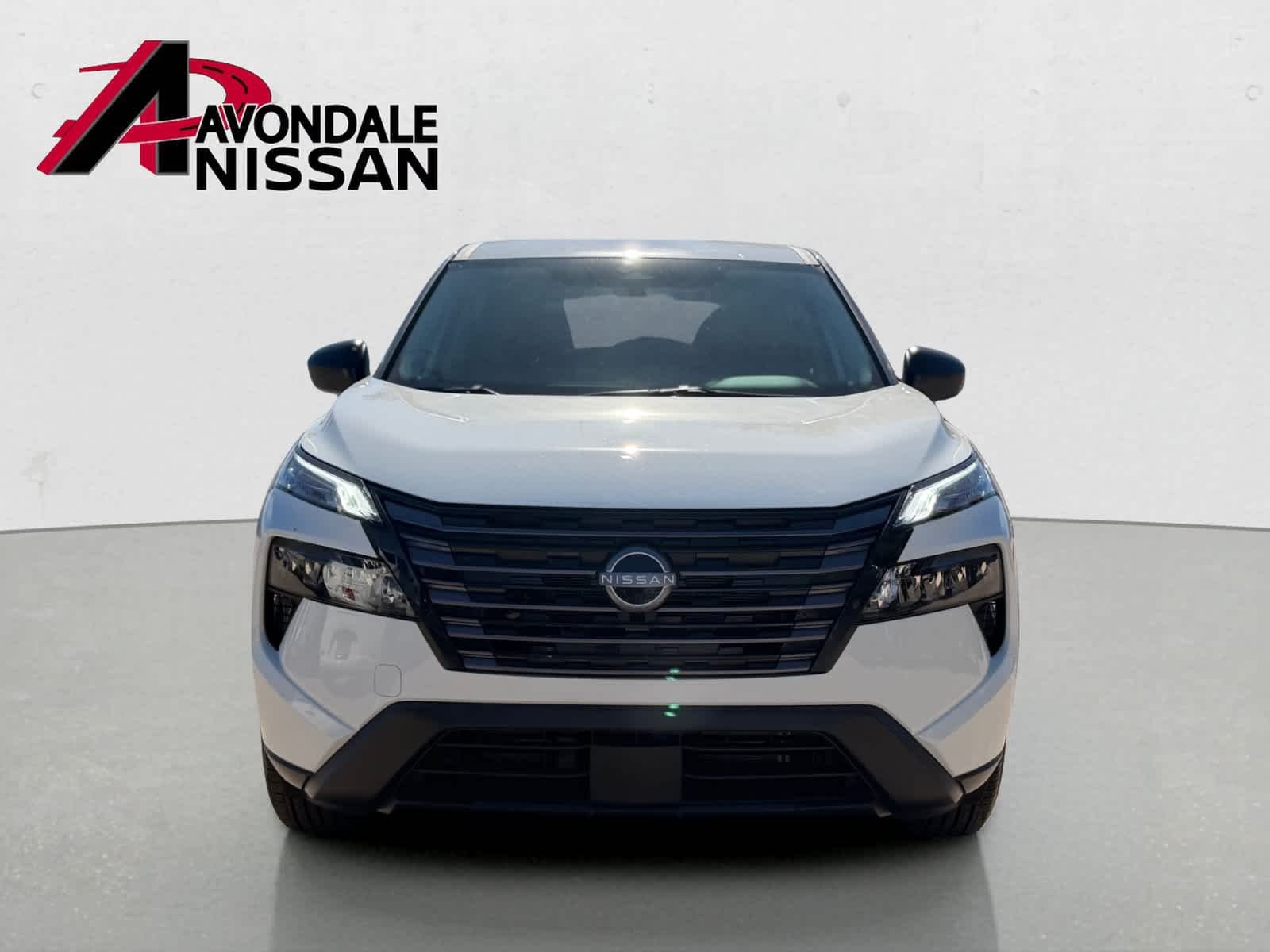 New 2026 Glacier White Nissan S image 9