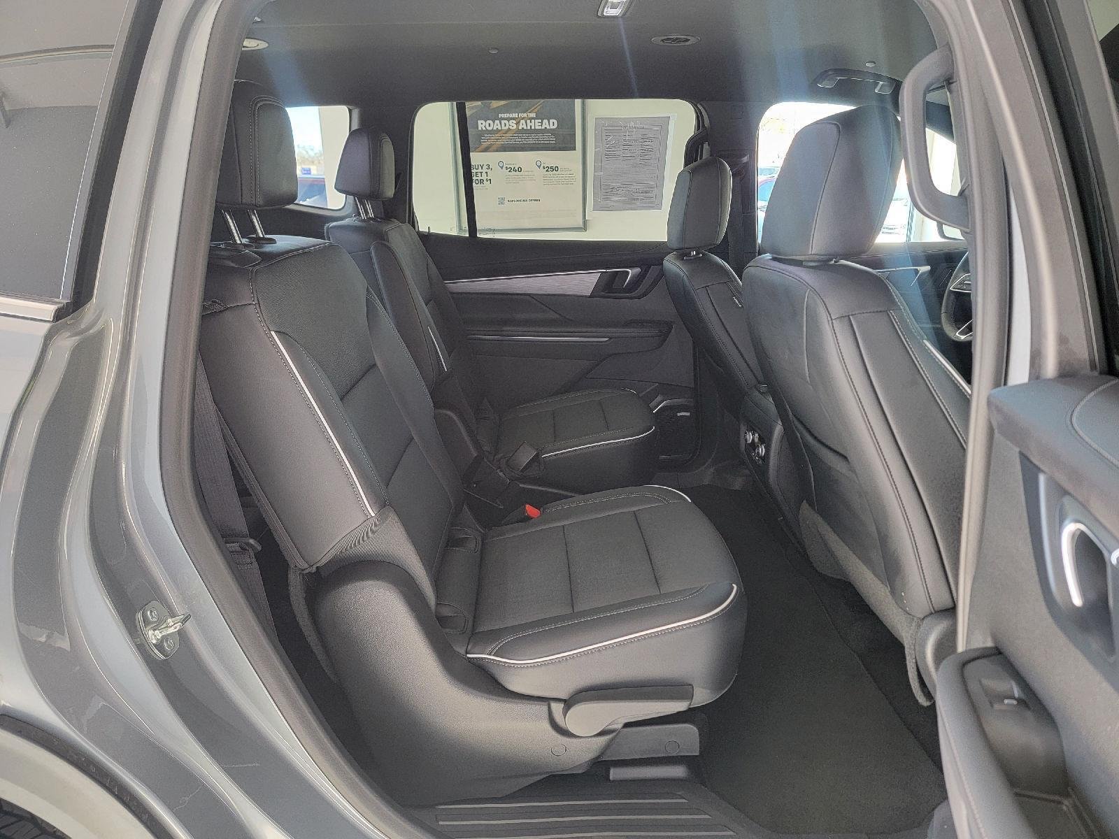 2025 Buick Enclave Preferred - Photo 29