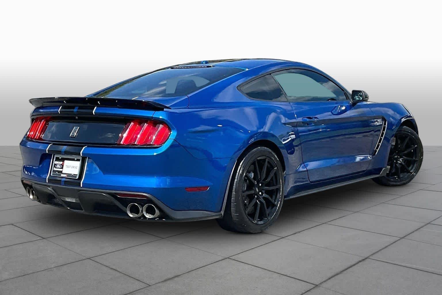 Used 2017 Blue Ford Shelby GT350 image 12