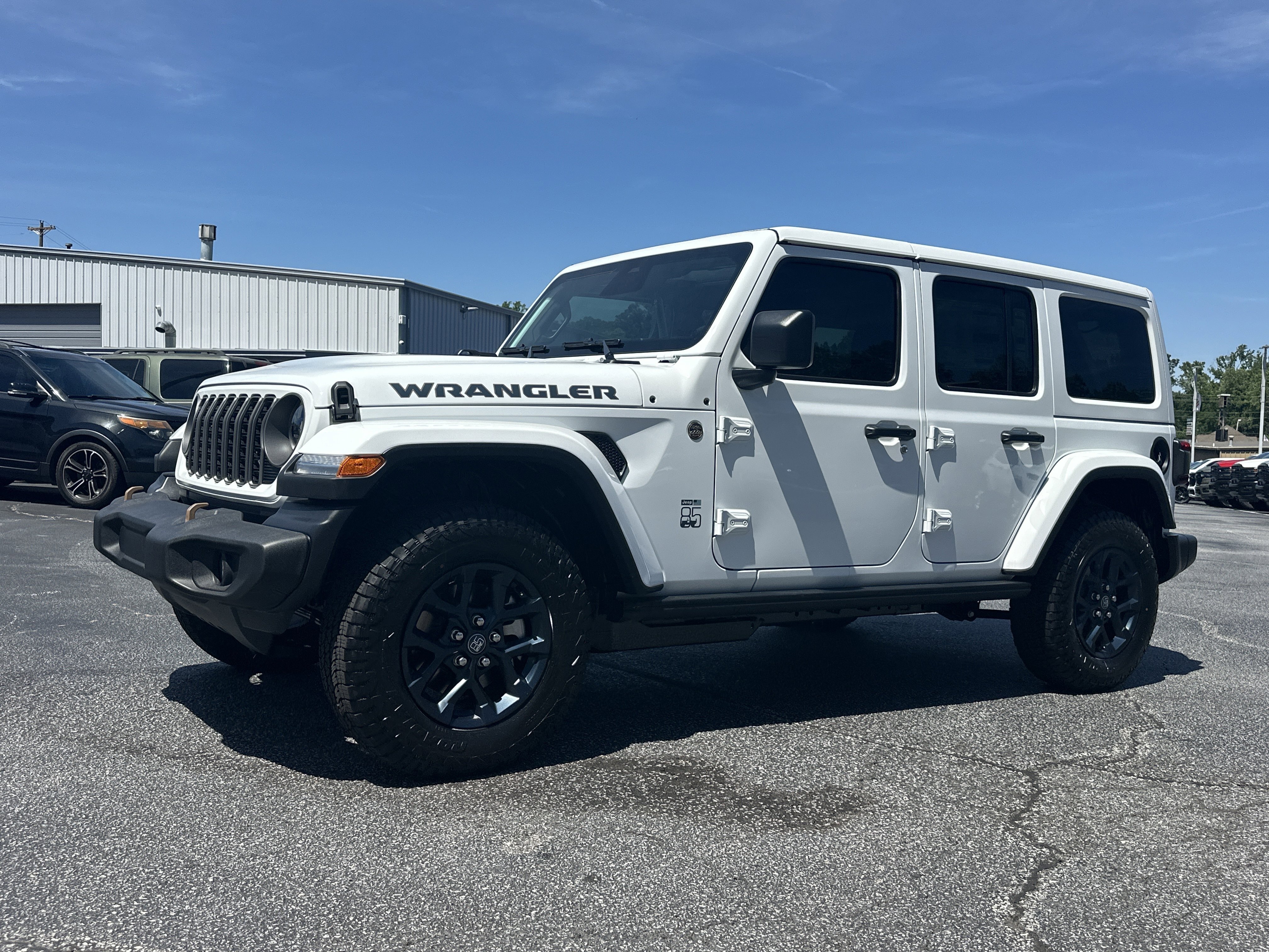 New 2026 Bright White Clear-Coat Exterior Paint Jeep 85th Anniversary image 4