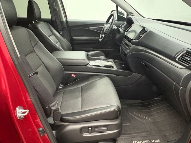 Used 2024 Red Honda RTL image 37