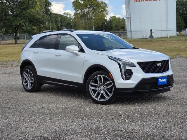 Used 2022 White Cadillac Sport image 2