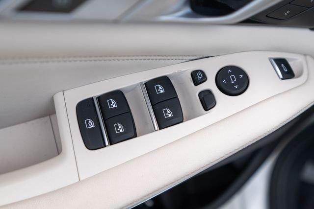 Used 2019 Alpine White BMW xDrive40i image 21
