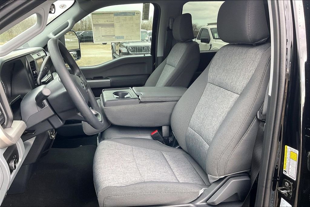 New 2026 Ford Super Duty F-250 XL 4D Crew Cab