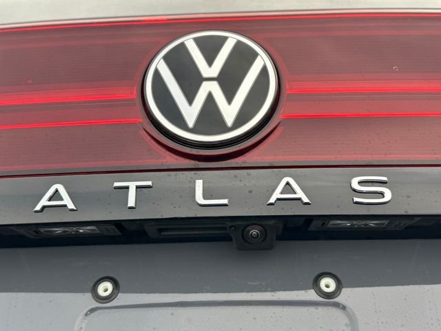 New 2026 Pure Gray Volkswagen 2.0T Peak Edition image 16