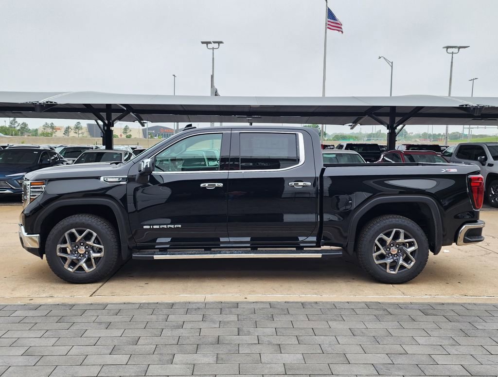 2026 GMC Sierra 1500 SLT - Photo 7