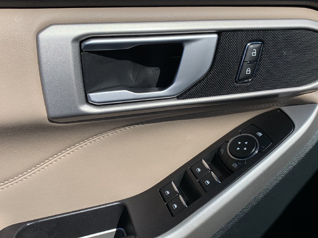 2024 Ford Explorer XLT - Photo 12
