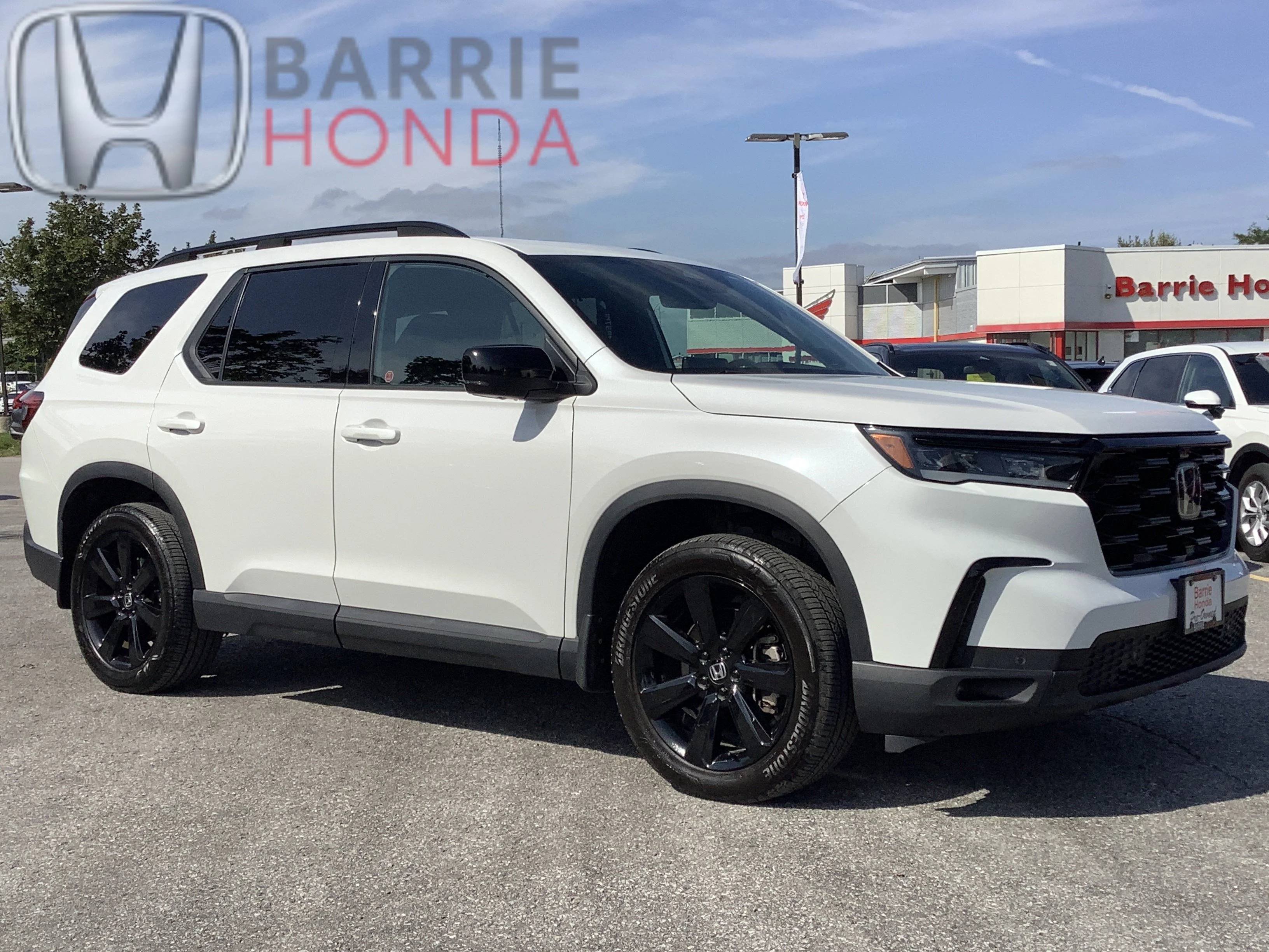 Used 2024 PLATINUM WHITE PEARL Honda Black Edition image 11