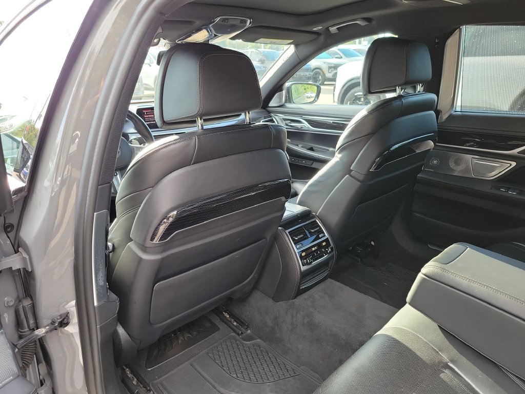 Used 2020 Bemina Gray Amber Effect BMW 750i xDrive image 16
