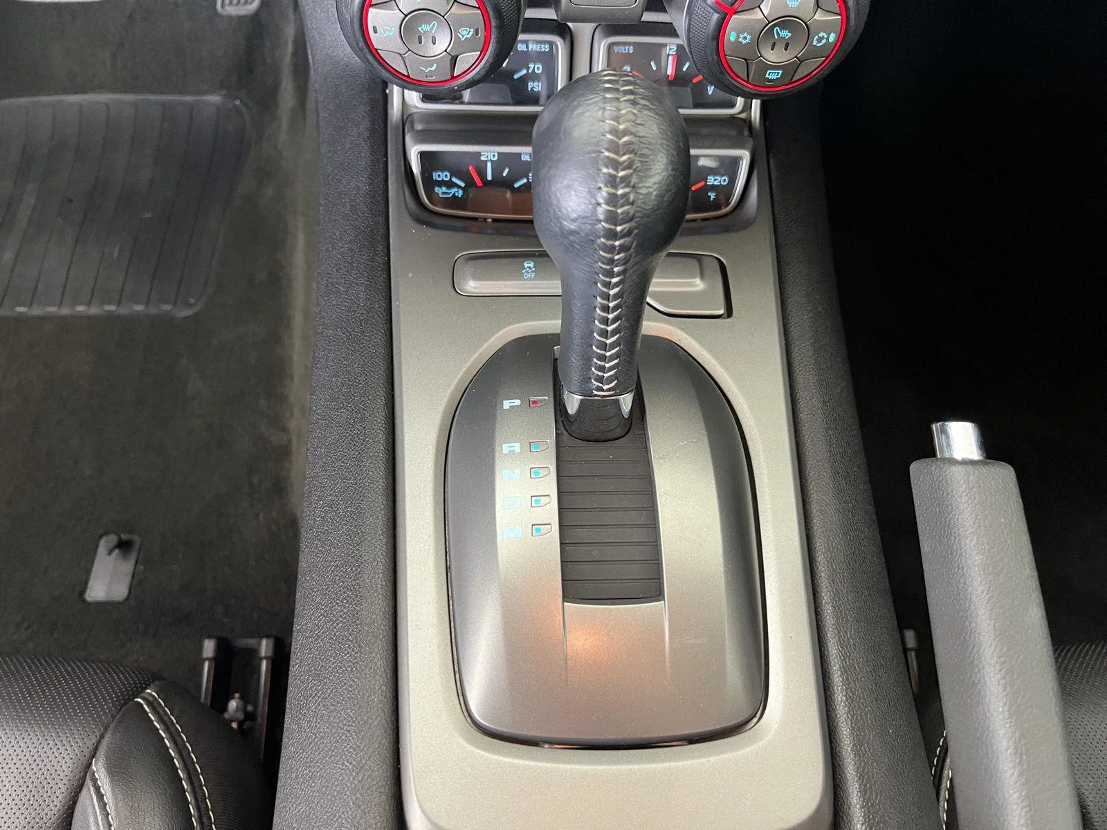 Used 2014 Red Rock Metallic Chevrolet LT image 15