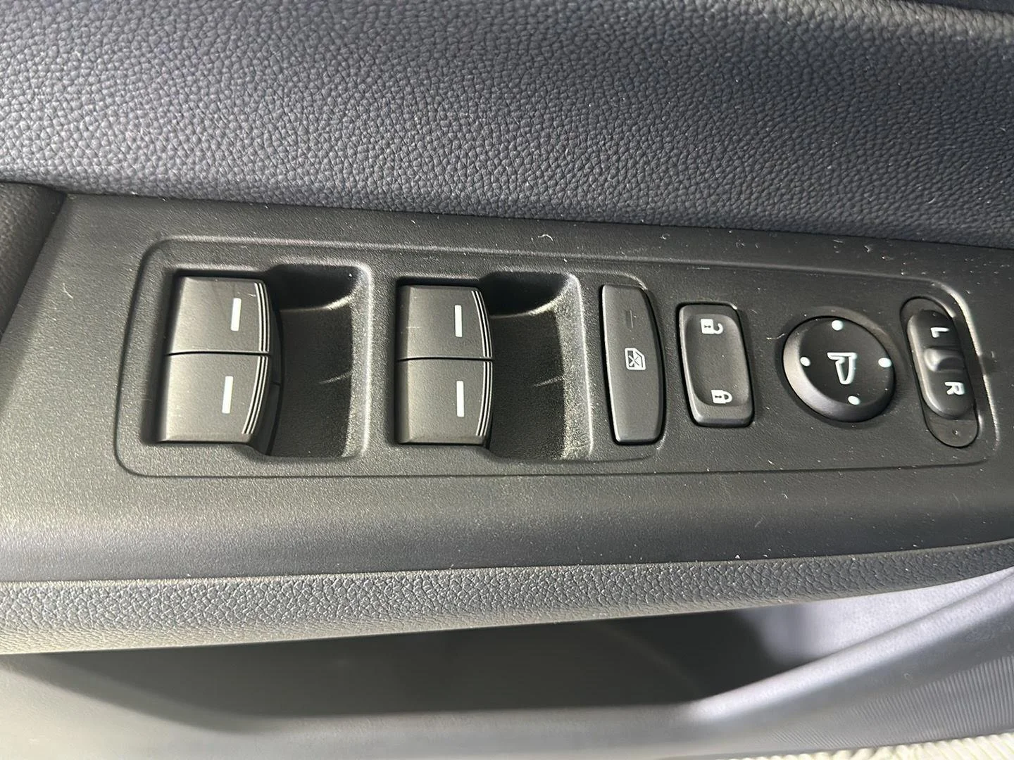 Used 2026 Canyon River Blue Metallic Honda Sport-L image 12