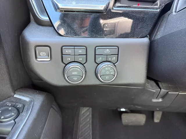 Used 2024 White Chevrolet RST image 20