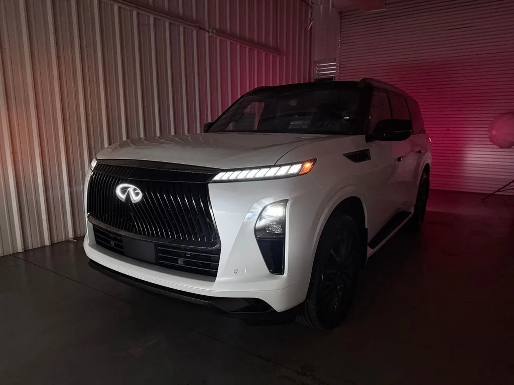 New 2027 2T RADIANT WHIT INFINITI Autograph 4WD image 9