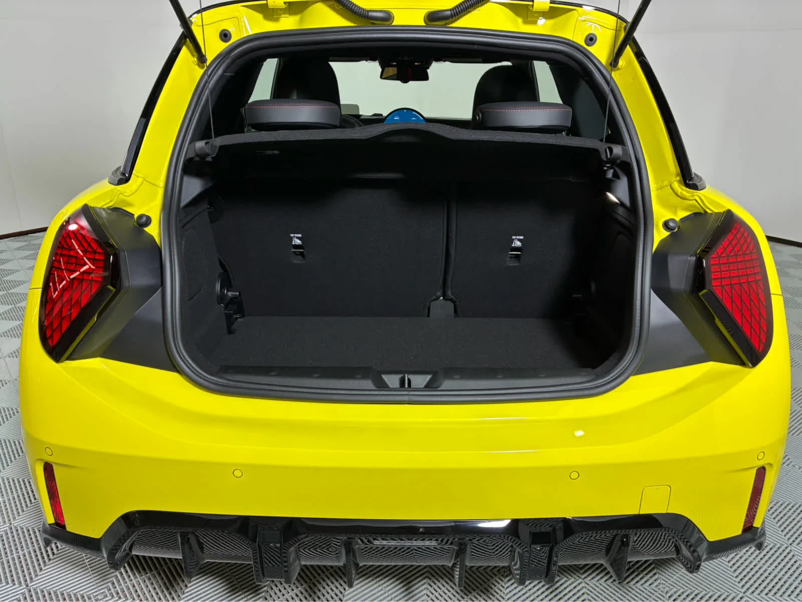 2026 MINI Hardtop 2 Door S - Photo 9