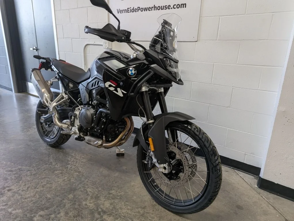 New 2025 Black Storm Metallic BMW 900 GS Black Storm Metallic image 4