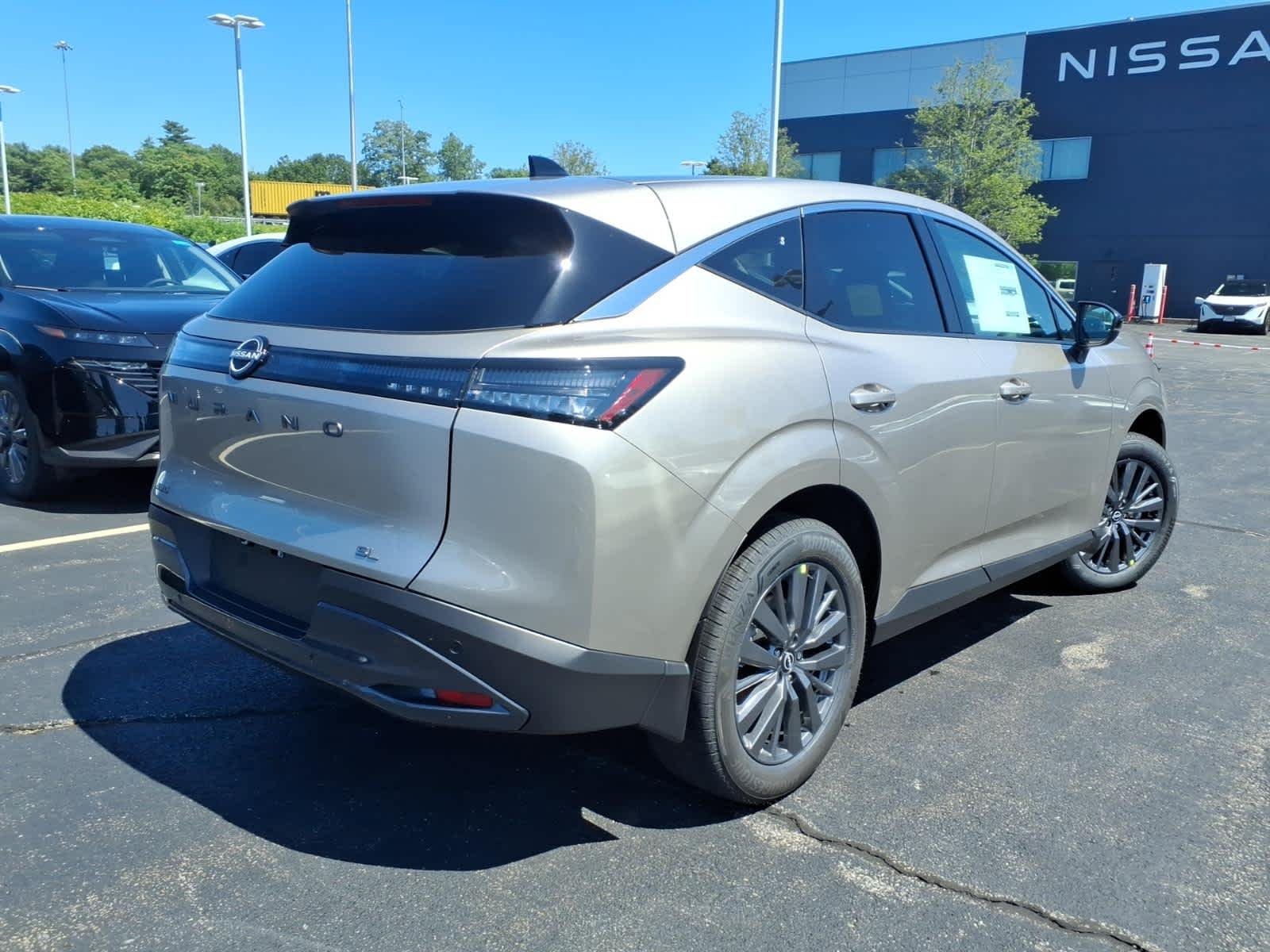 New 2026 Champagne Silver Metallic Nissan SL image 4