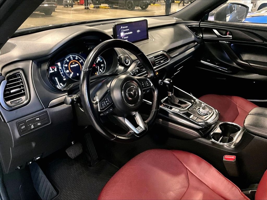 Used 2023 Gray Mazda Carbon Edition image 8