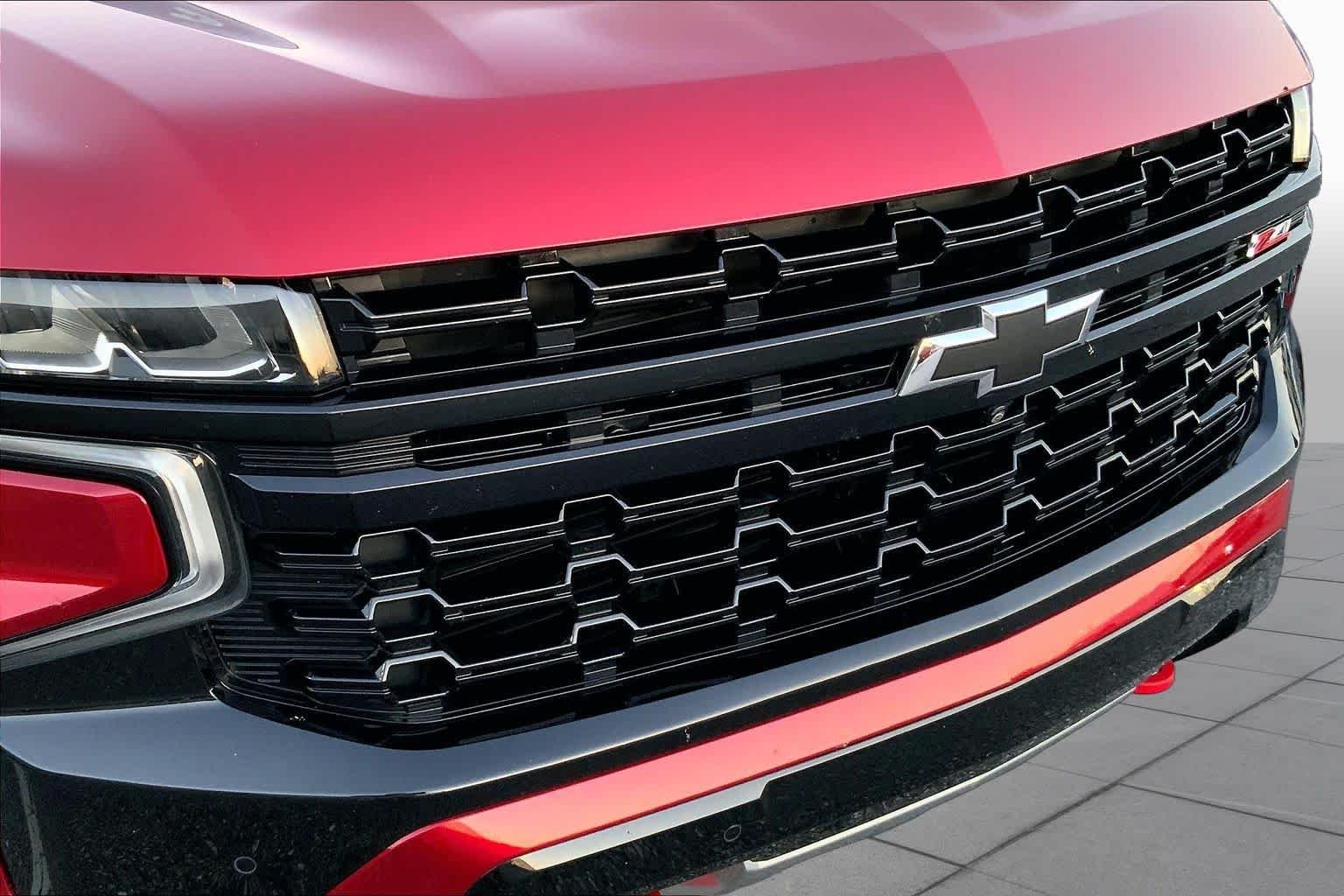 Used 2023 Radiant Red Tintcoat Chevrolet Z71 image 26