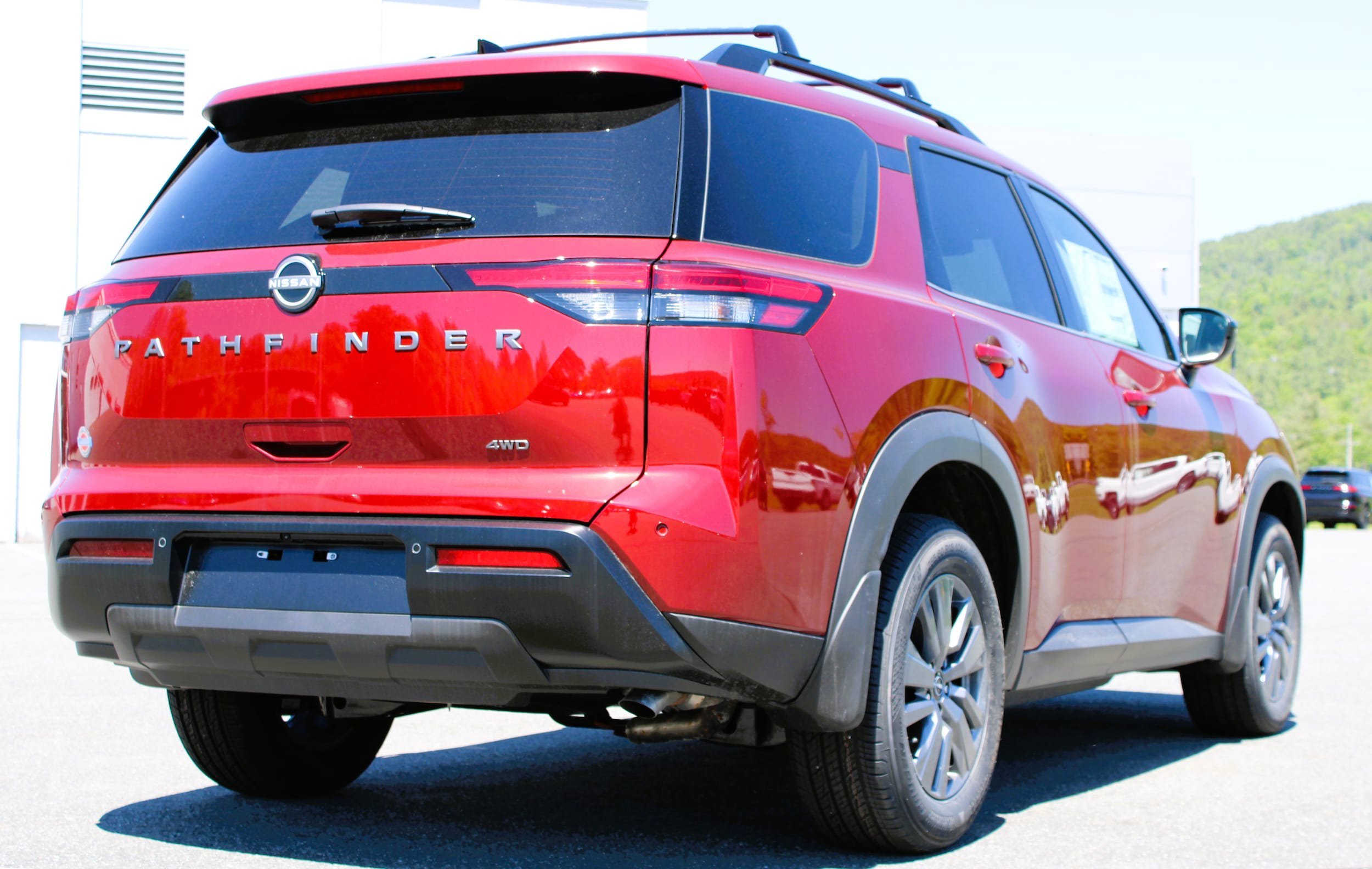 2026 Nissan Pathfinder SV - Photo 7