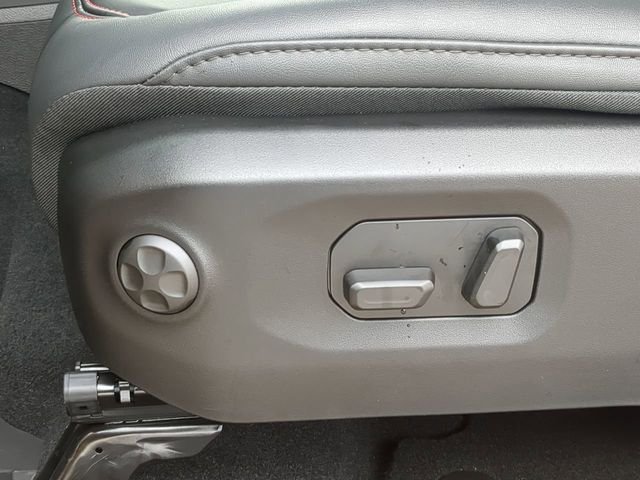New 2026 Goldilocks Exterior Paint Jeep Rubicon X image 21