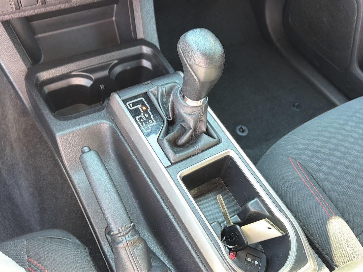 Used 2023 RED Toyota SR5 image 27
