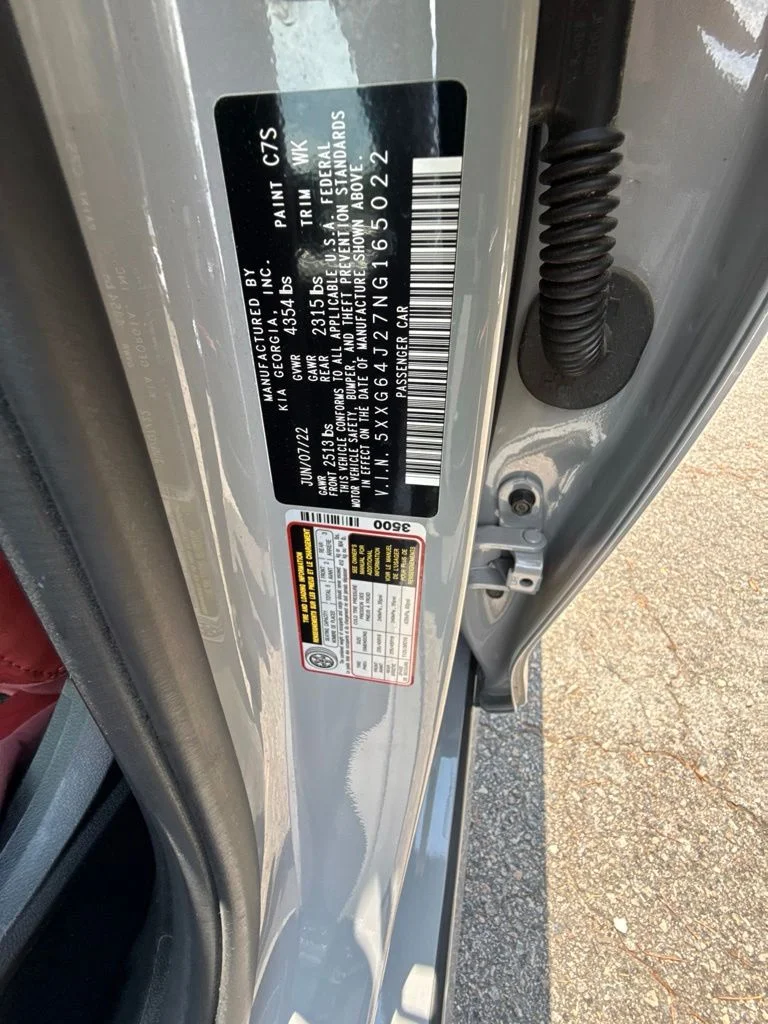 Used 2022 Gray Kia GT-Line image 11