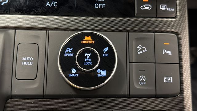 Used 2025 Abyss Black Pearl Hyundai Calligraphy Night Edition image 36