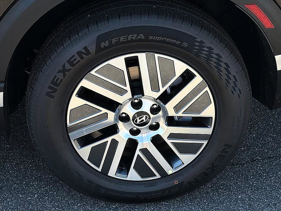 New 2026 Galaxy Maroon Pearl Hyundai SEL Premium 7P image 5