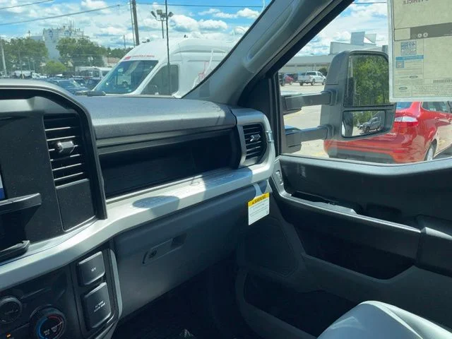 New 2026 OXFORD WHITE Ford XL image 20