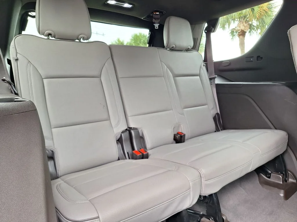 Used 2023 Blue GMC SLT image 32