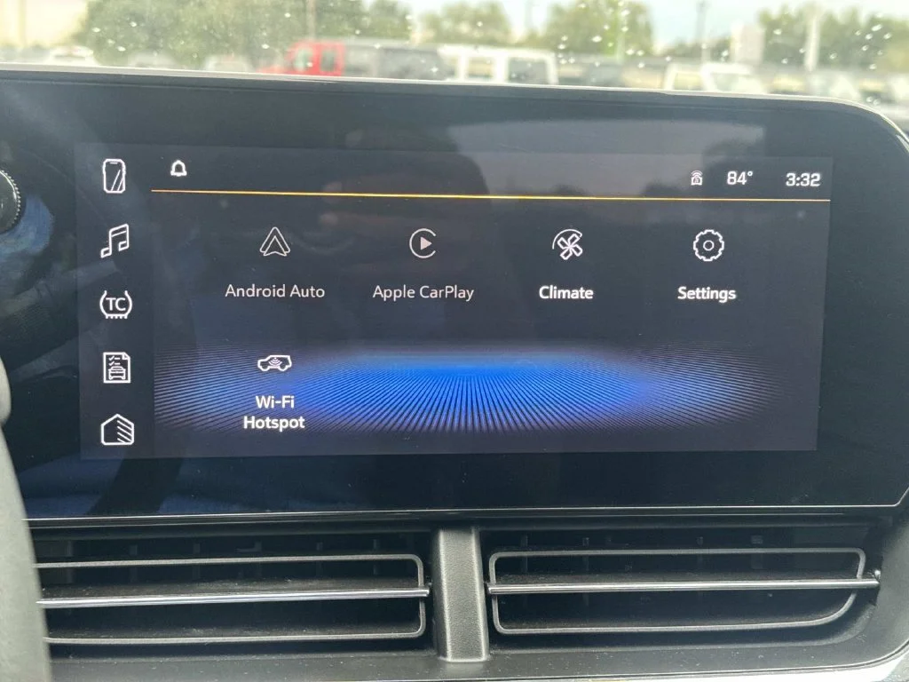 Used 2025 Gray Chevrolet LT image 36