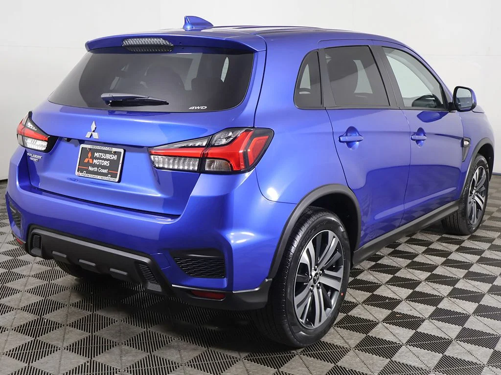 New 2026 Blue Mitsubishi 2.0 ES image 7