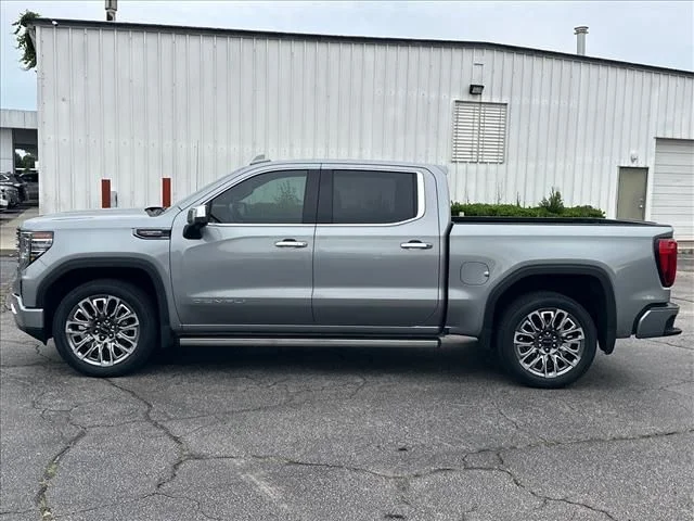 Used 2024 Silver GMC Denali Ultimate image 7
