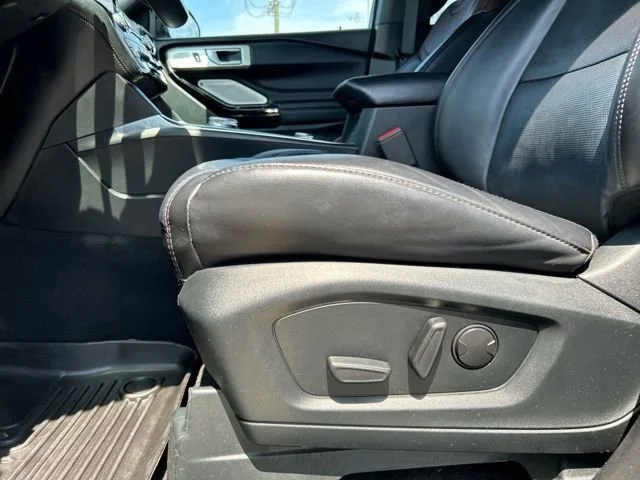Used 2023 White Ford Platinum image 36