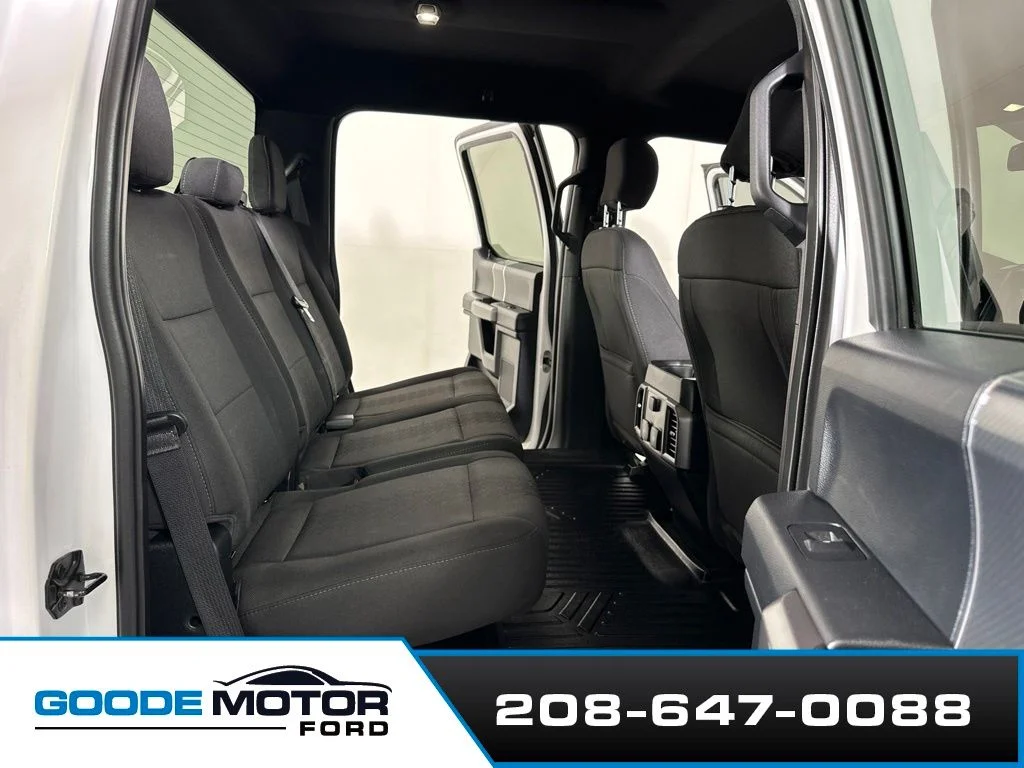 Used 2018 White Ford XL image 21
