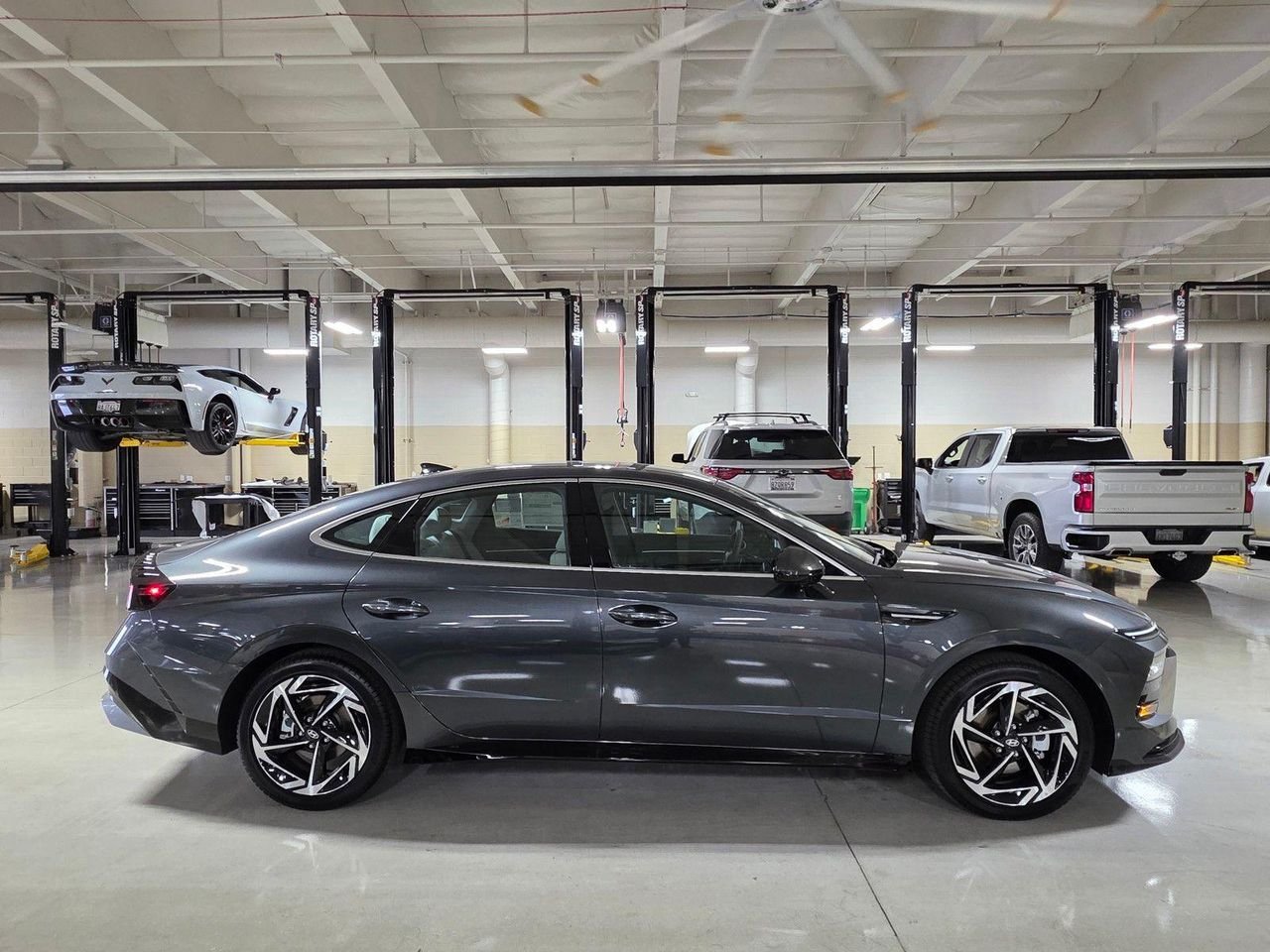 New 2026 Portofino Gray Hyundai SEL Sport image 8