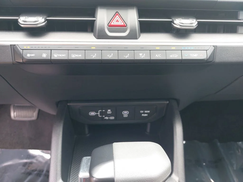 Used 2025 Black Kia LX image 24