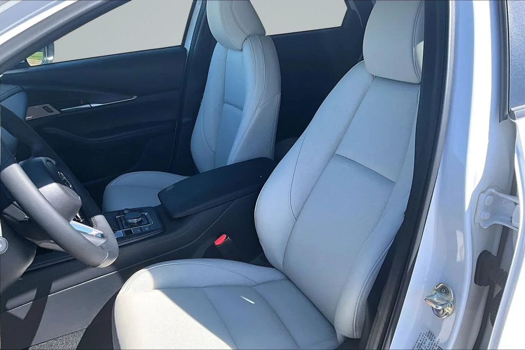 New 2026 White Mazda 2.5 S Premium image 9
