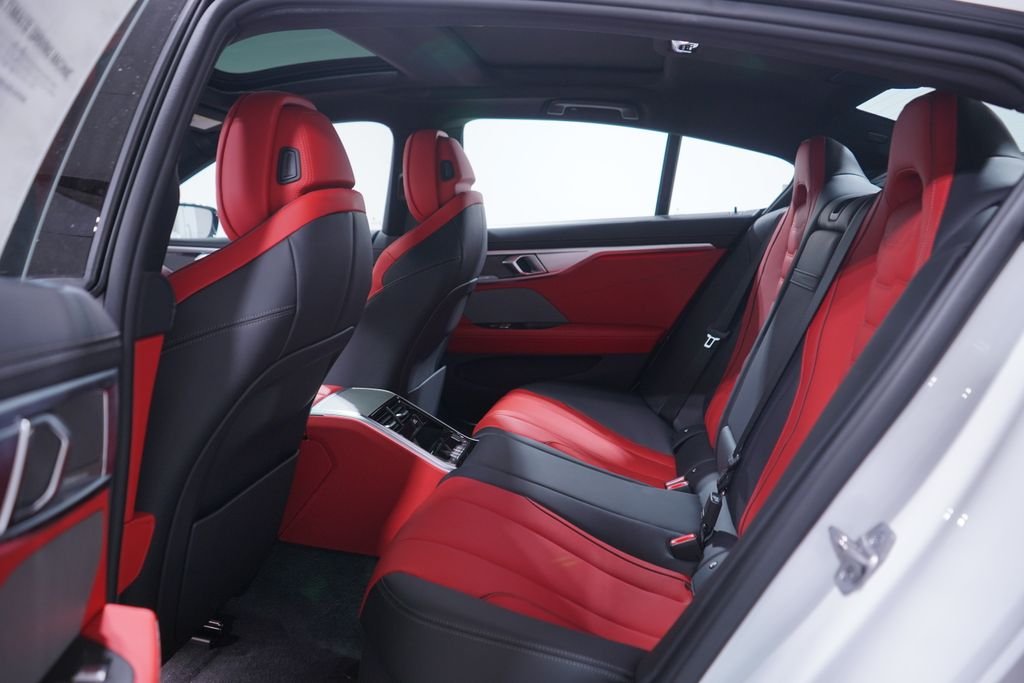 2026 BMW 8 Series 840i - Photo 9