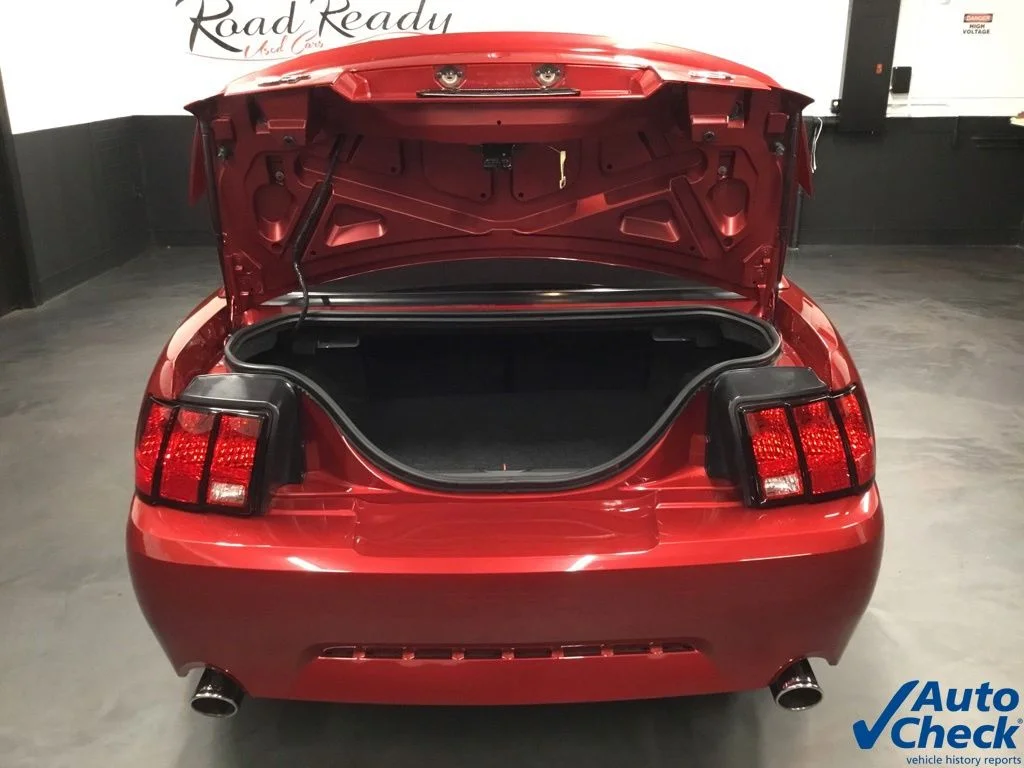 Used 2003 Red Ford GT image 12