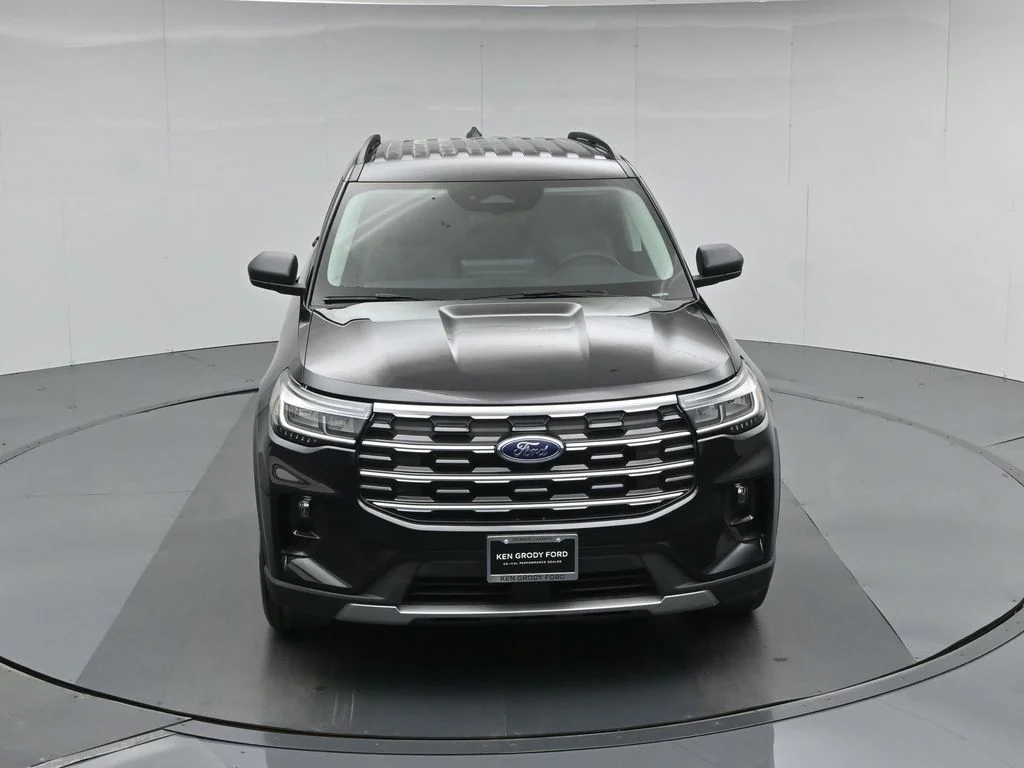 New 2026 Agate Black Metallic Ford Active image 38