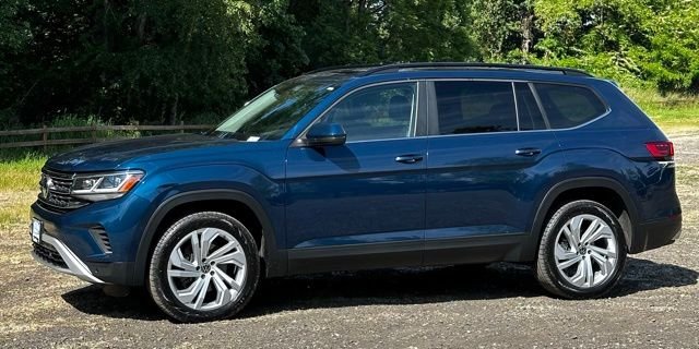 2021 Volkswagen Atlas SE w/Tech - Photo 4