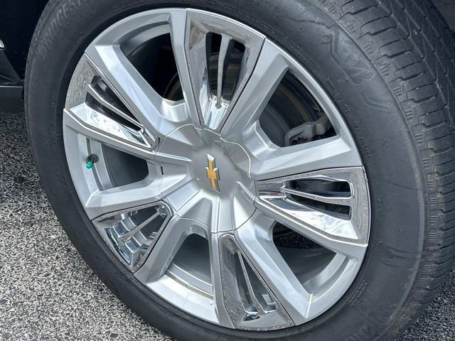 2023 Chevrolet Suburban High Country - Photo 12