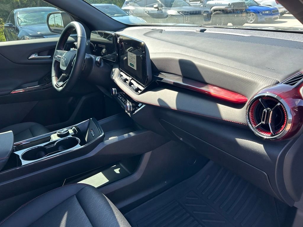 Used 2025 Black Chevrolet RS image 38