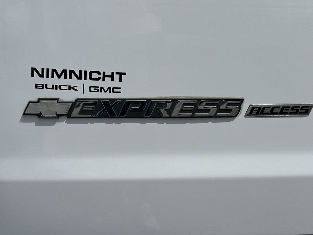 2017 Chevrolet Express Cargo Work Van - Photo 29