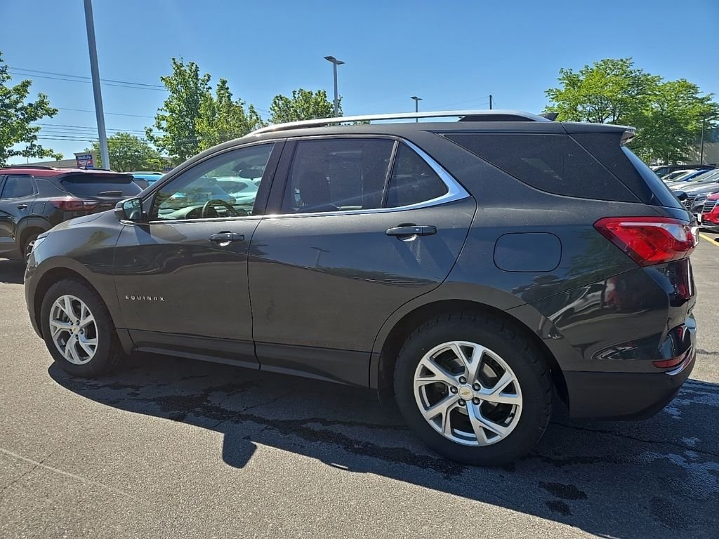 Used 2019 Gray Chevrolet LT image 3