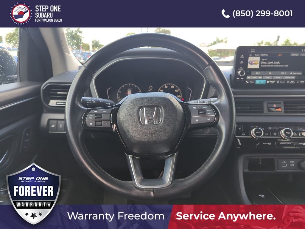 Used 2025 Black Honda EX-L image 17