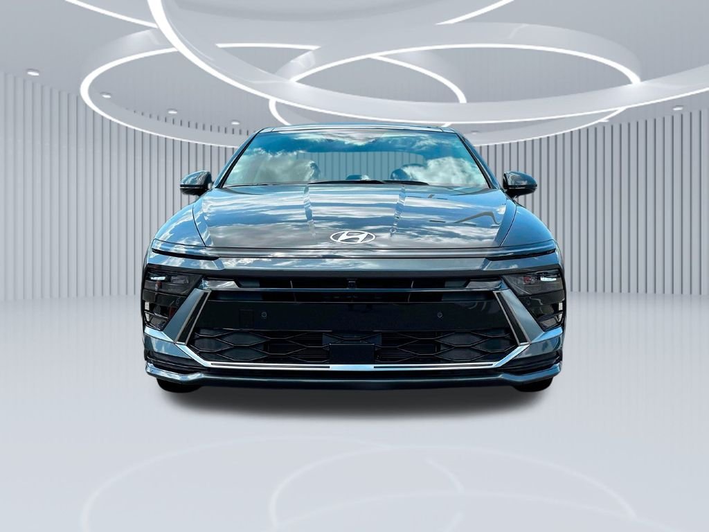 New 2025 Gray Hyundai Limited image 31