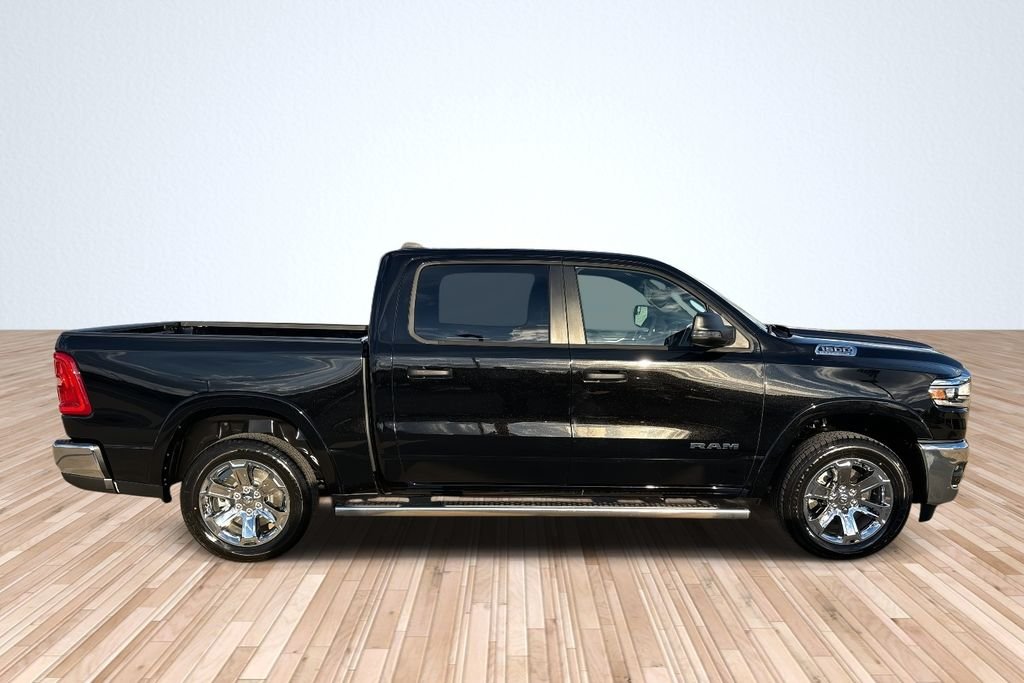 New 2026 Diamond Black Crystal Pearl-Coat Exterior Paint RAM Big Horn/Lone Star image 4