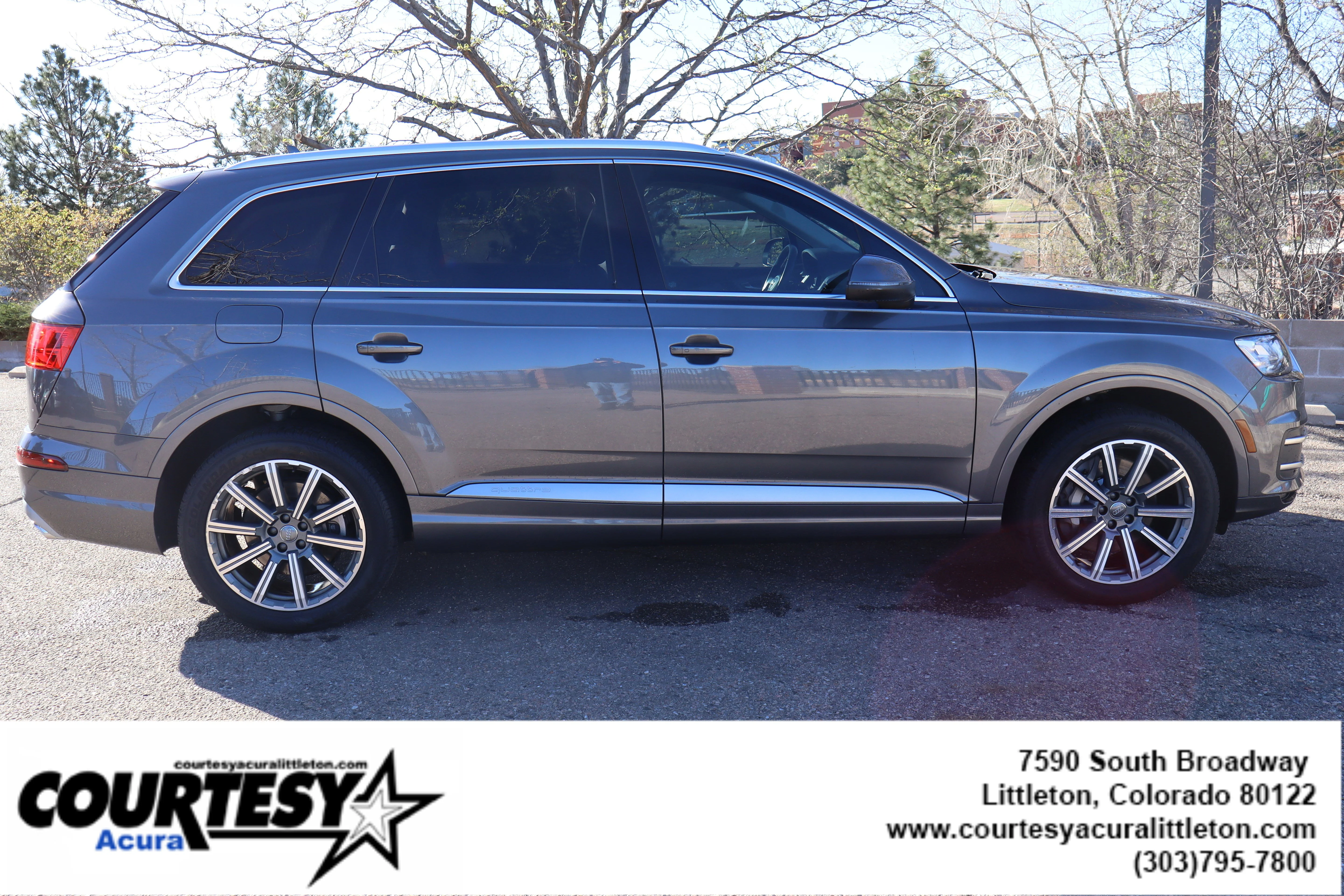Used 2019 Gray Audi  image 7